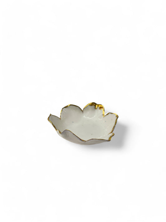 Porcelain Ring Holder with Gold Petal Rim